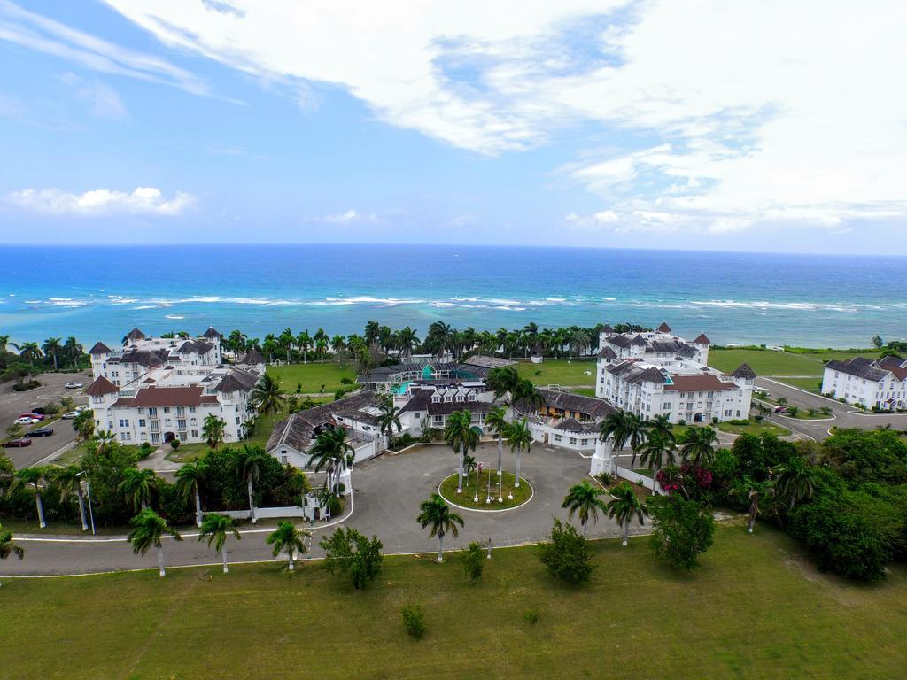 Seacastles By The Beach/Pool มอนเทโกเบย์ ภายนอก รูปภาพ